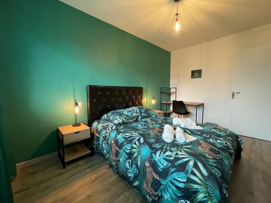 Apartment Maison 4 *