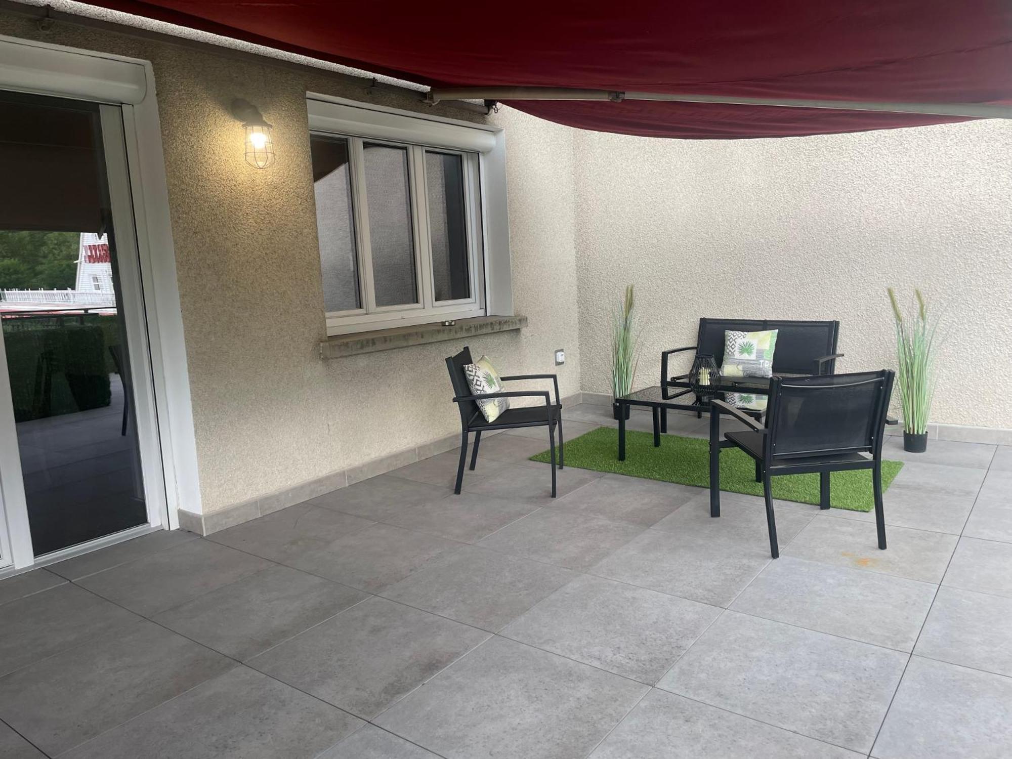 Maison 4 *