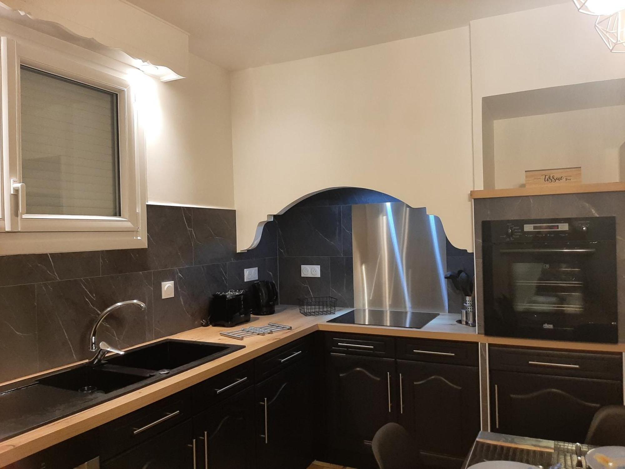 Maison 4 *